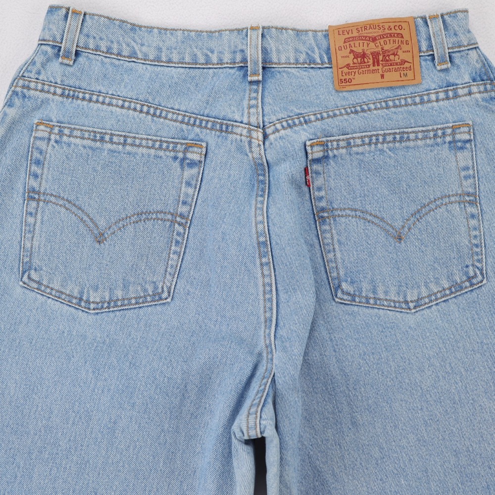 Vintage Levis 550 Relaxed Fit Tapered Leg Light Wash Jeans USA Made Womens 16 M